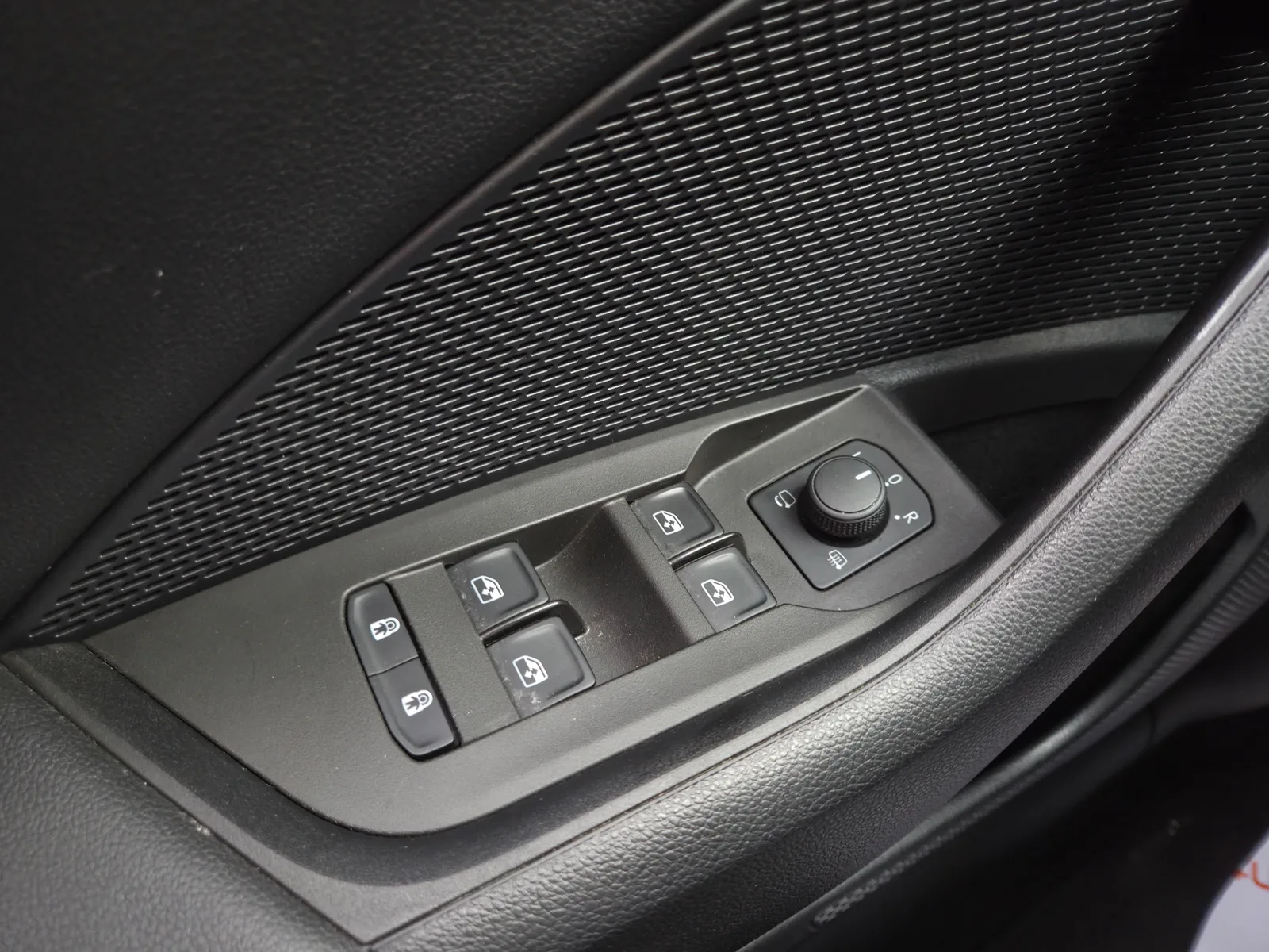 Škoda Octavia 2023 – fotografija 15