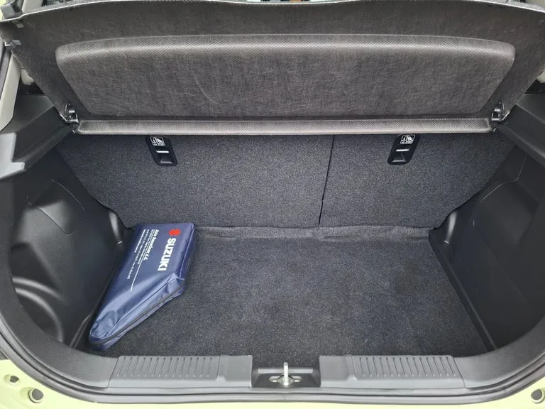 Suzuki Swift 2025: fotografija 16