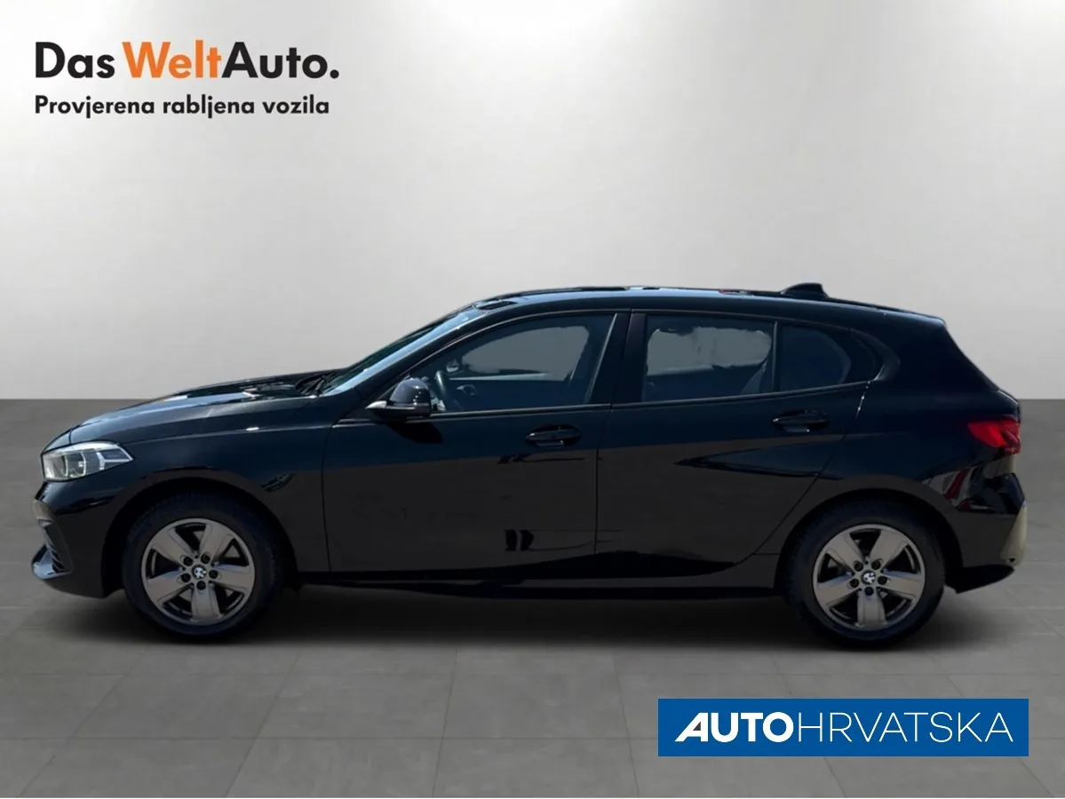 BMW Serija 1 2022 – fotografija 2