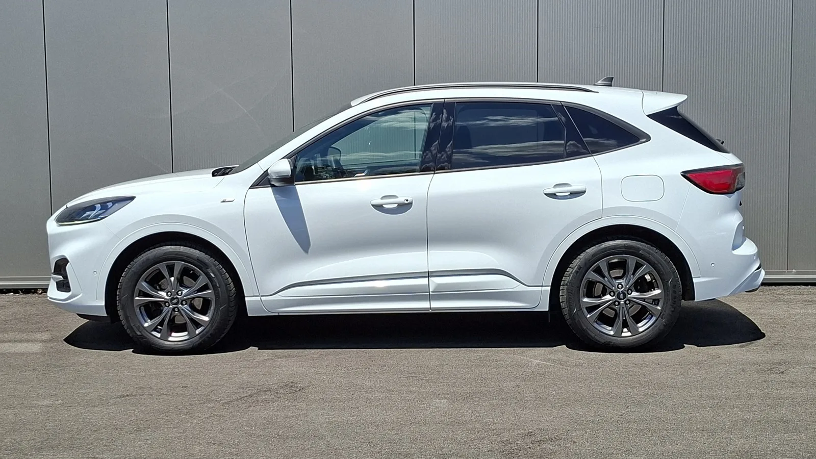 Ford Kuga 2022 – fotografija 2