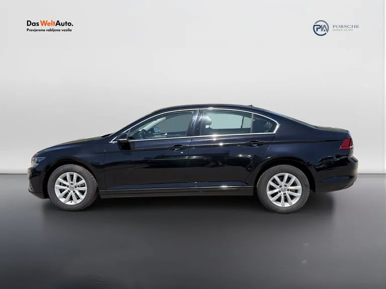 Volkswagen Passat B8 2020: fotografija 2