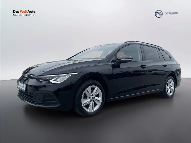 Volkswagen Golf 2022: fotografija 1