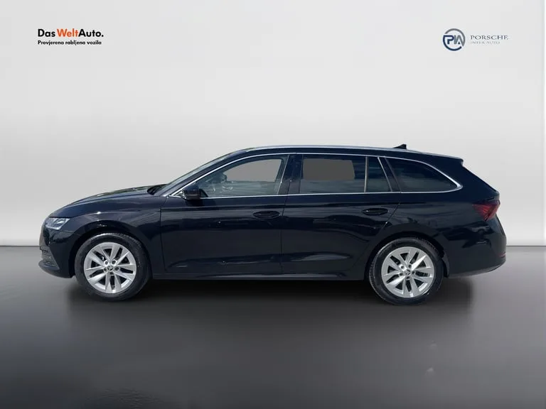 Škoda Octavia Combi 2020: fotografija 2