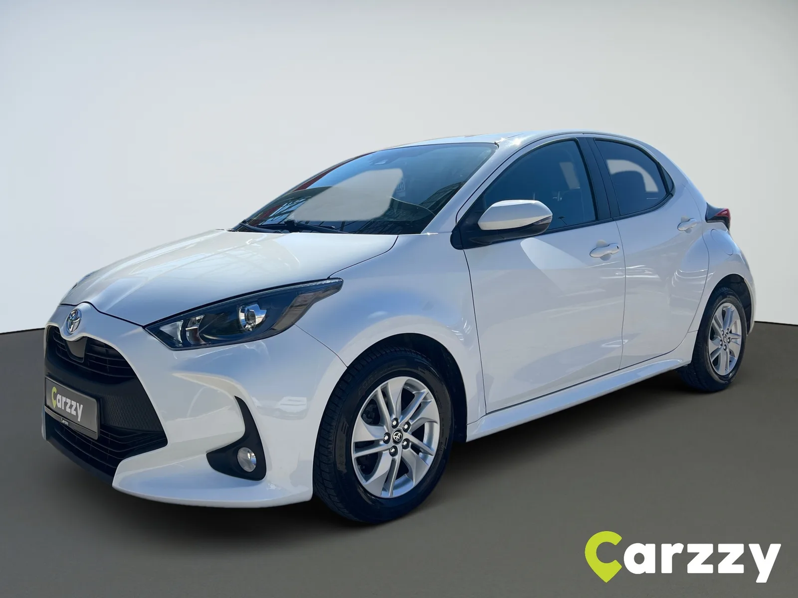 Toyota Yaris 2022: fotografija 1