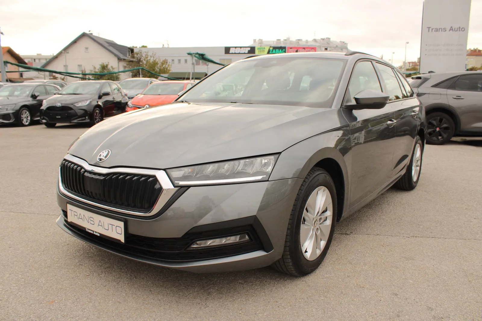 Škoda Octavia Combi 2022 – fotografija 1
