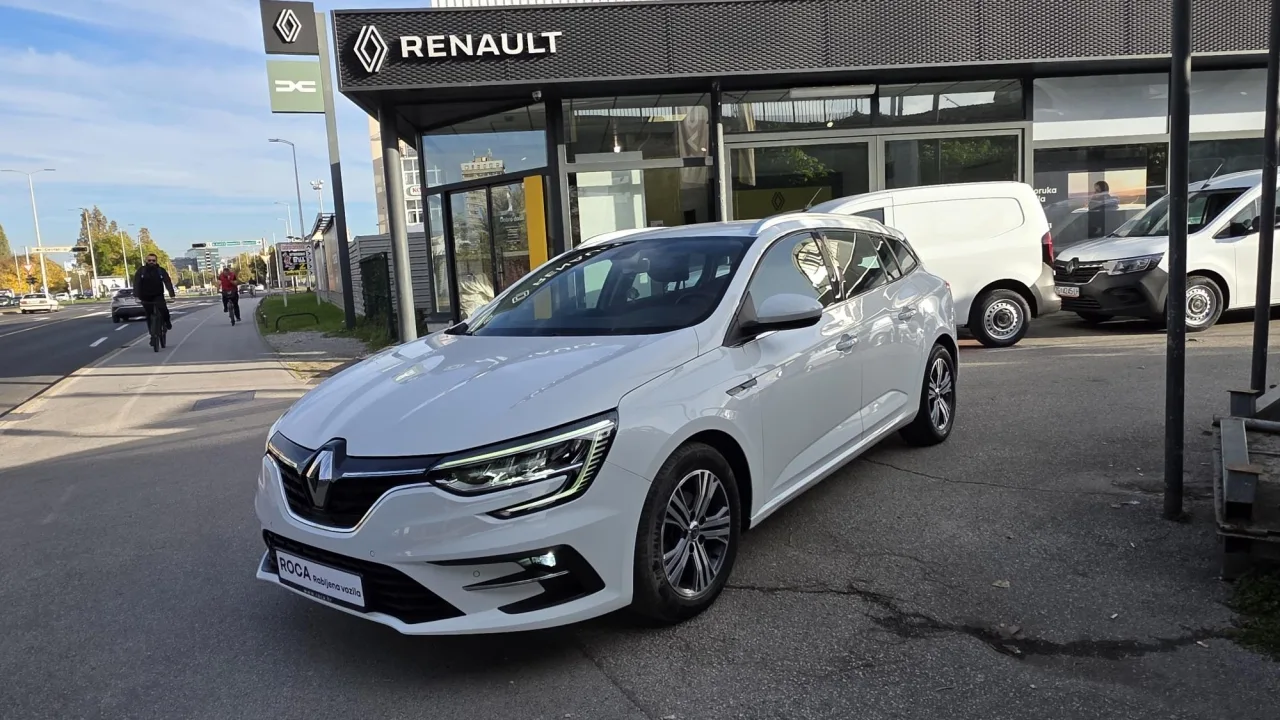 Renault Megane Grandtour 2023: fotografija 1