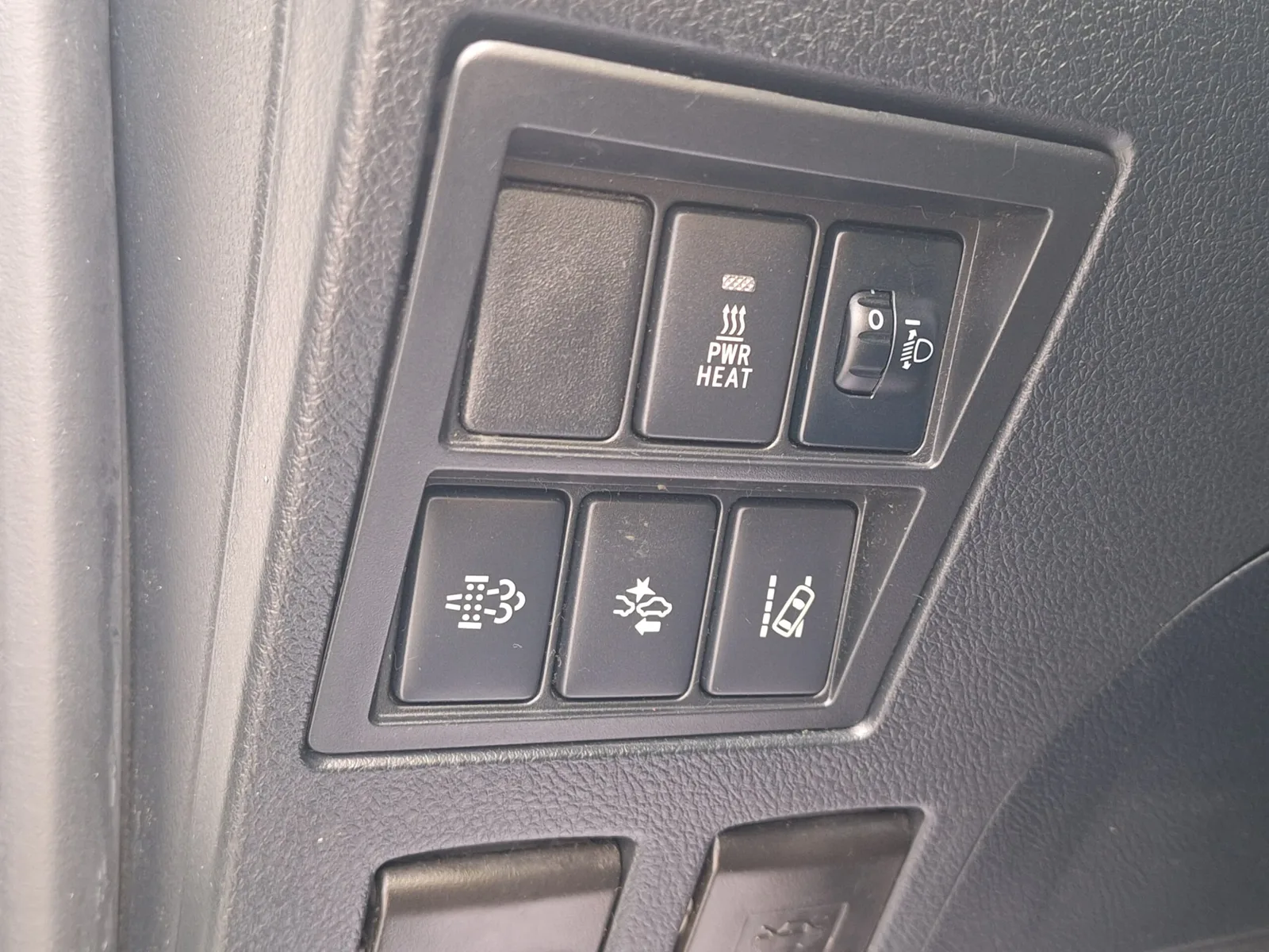 Toyota Hilux 2019: fotografija 17