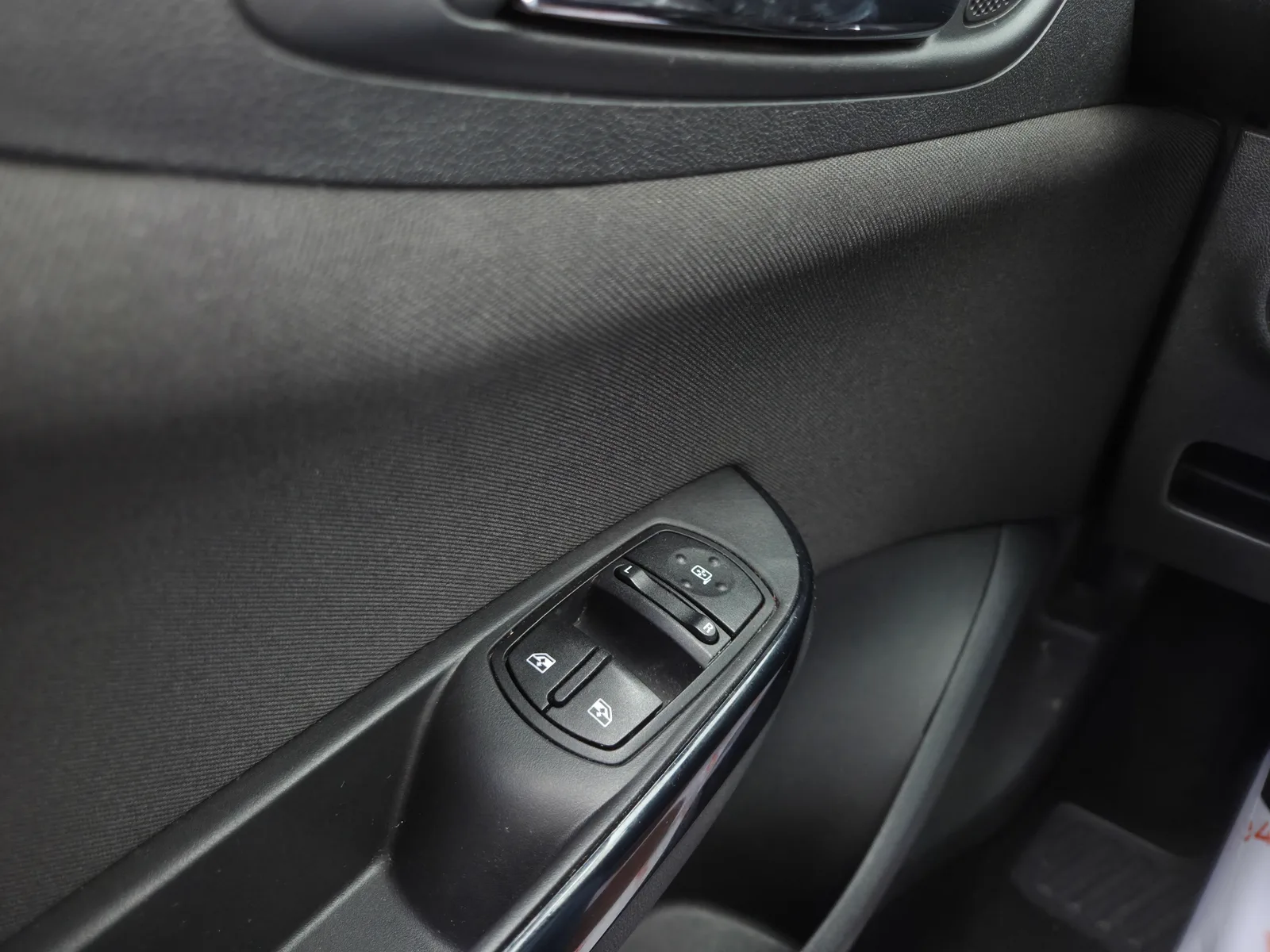 Opel Corsa 2018 – fotografija 12