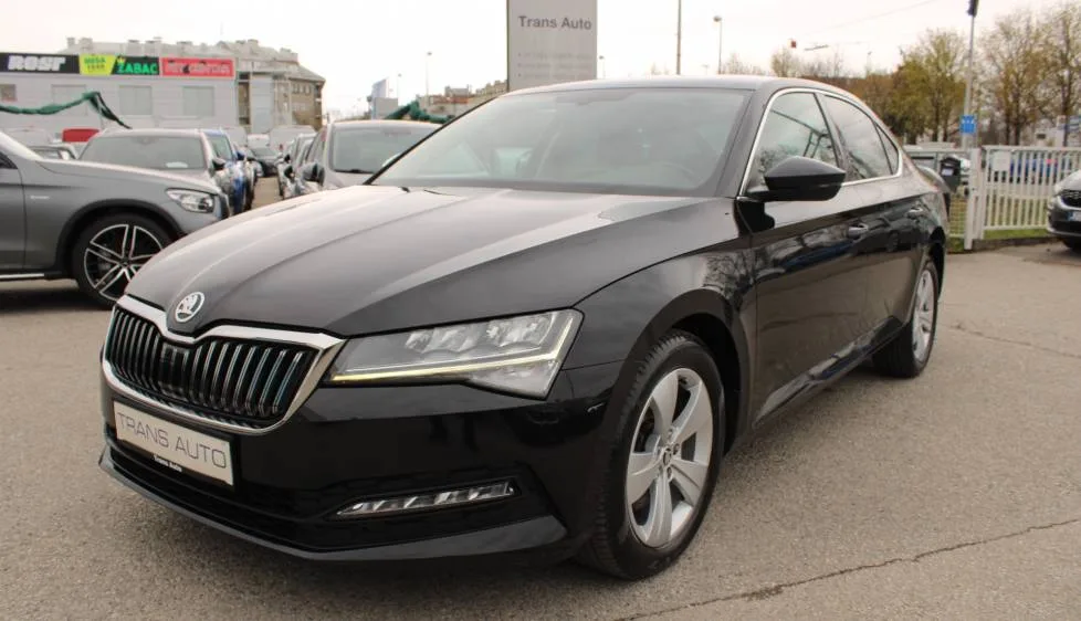 Škoda Superb 2022 – fotografija 1