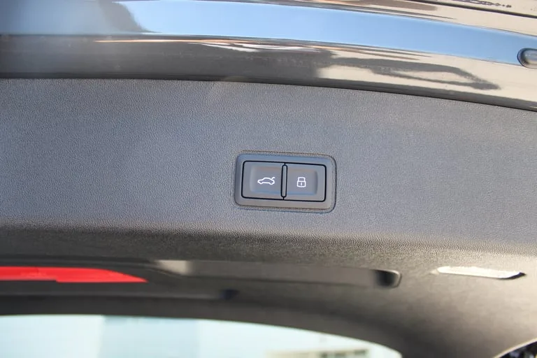 Audi Q3 2026: fotografija 17
