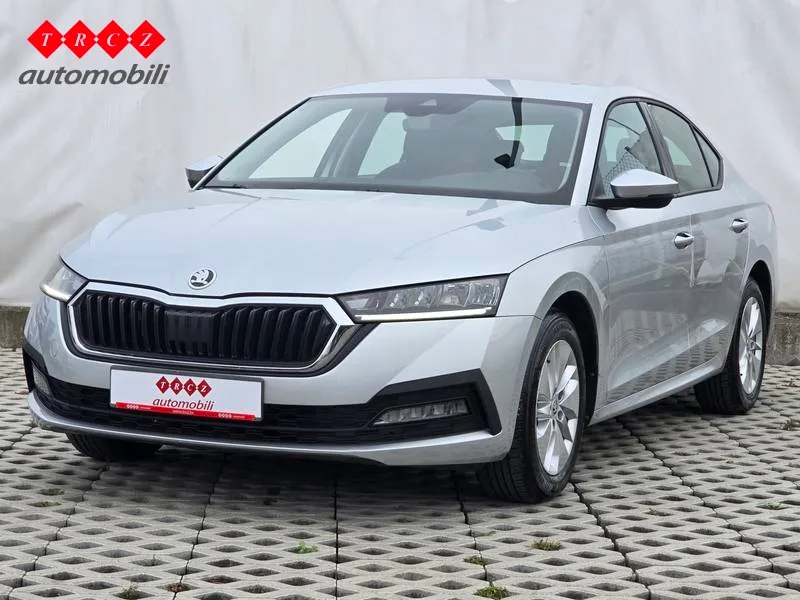 Škoda Octavia 2021: fotografija 1