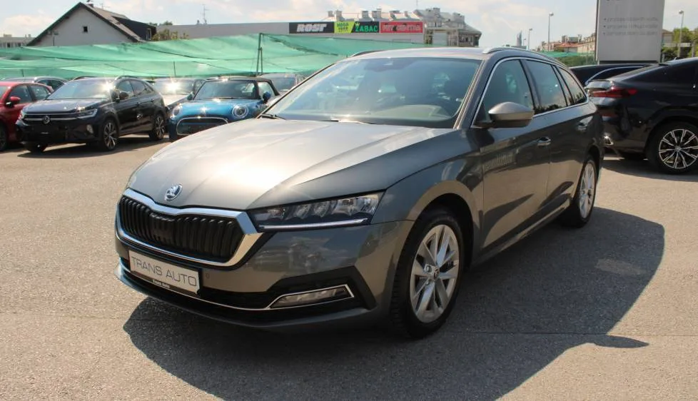Škoda Octavia Combi 2022 – fotografija 1