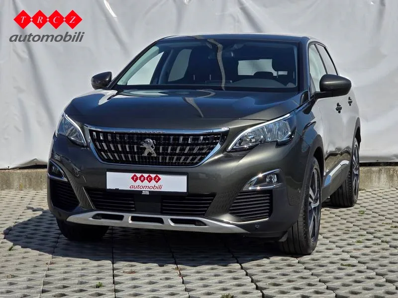 Peugeot 3008 2020: fotografija 2