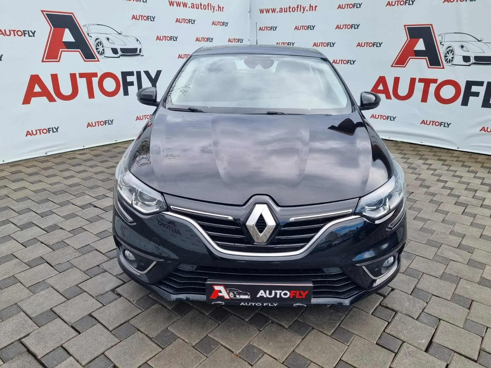 Renault Megane 2019 – fotografija 2