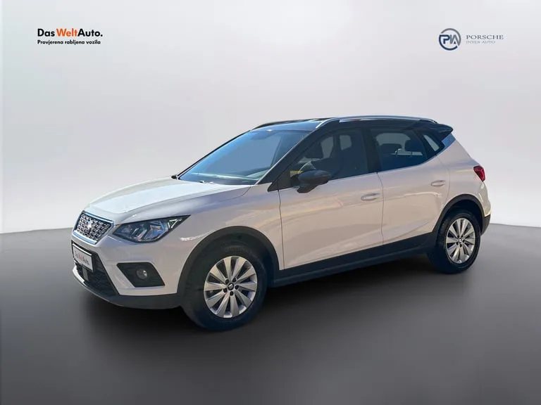 Seat Arona 2021: fotografija 1