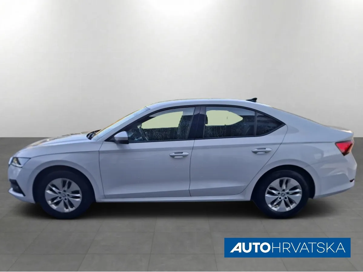 Škoda Octavia 2022 – fotografija 2