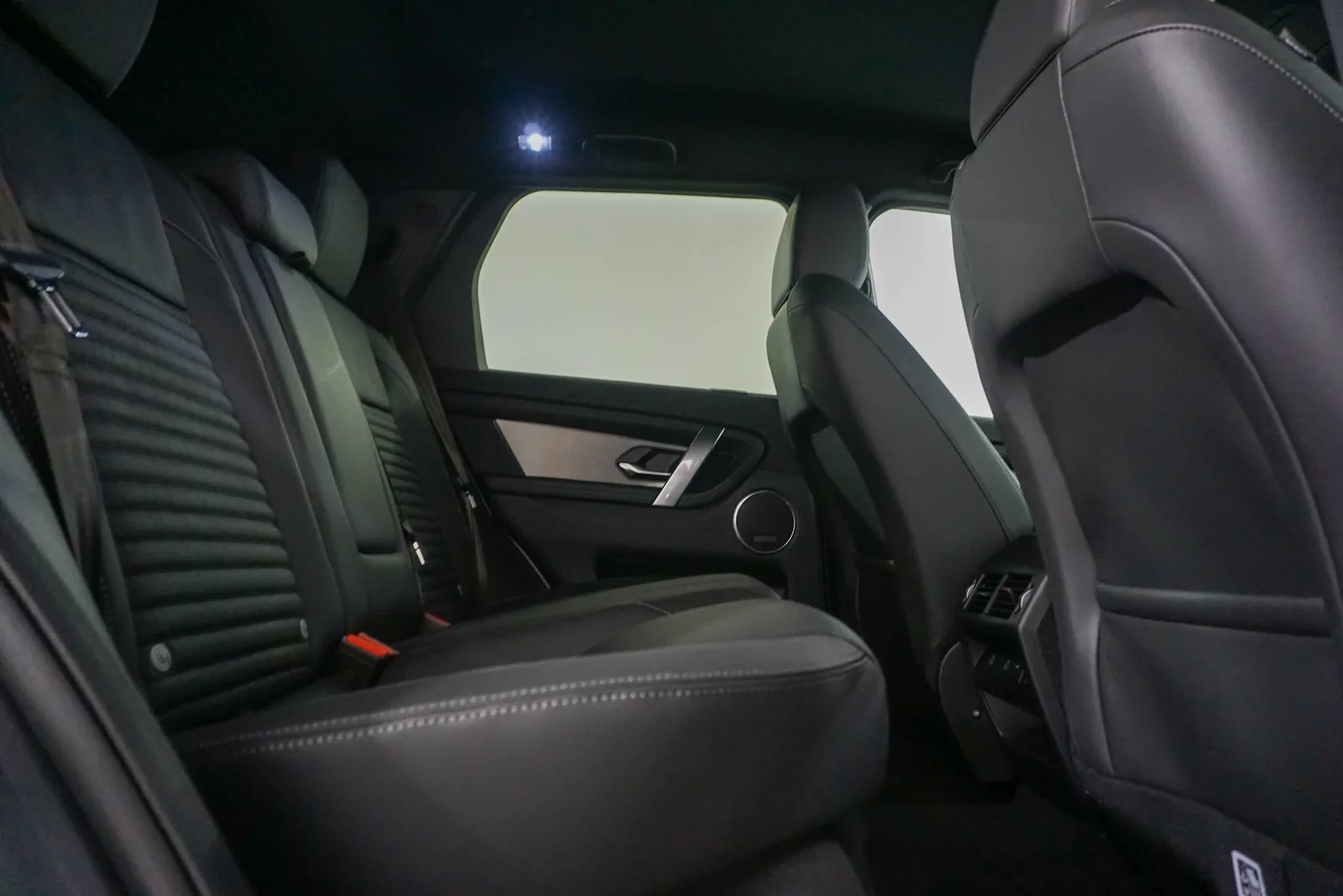Land Rover Discovery Sport 2025 – fotografija 12