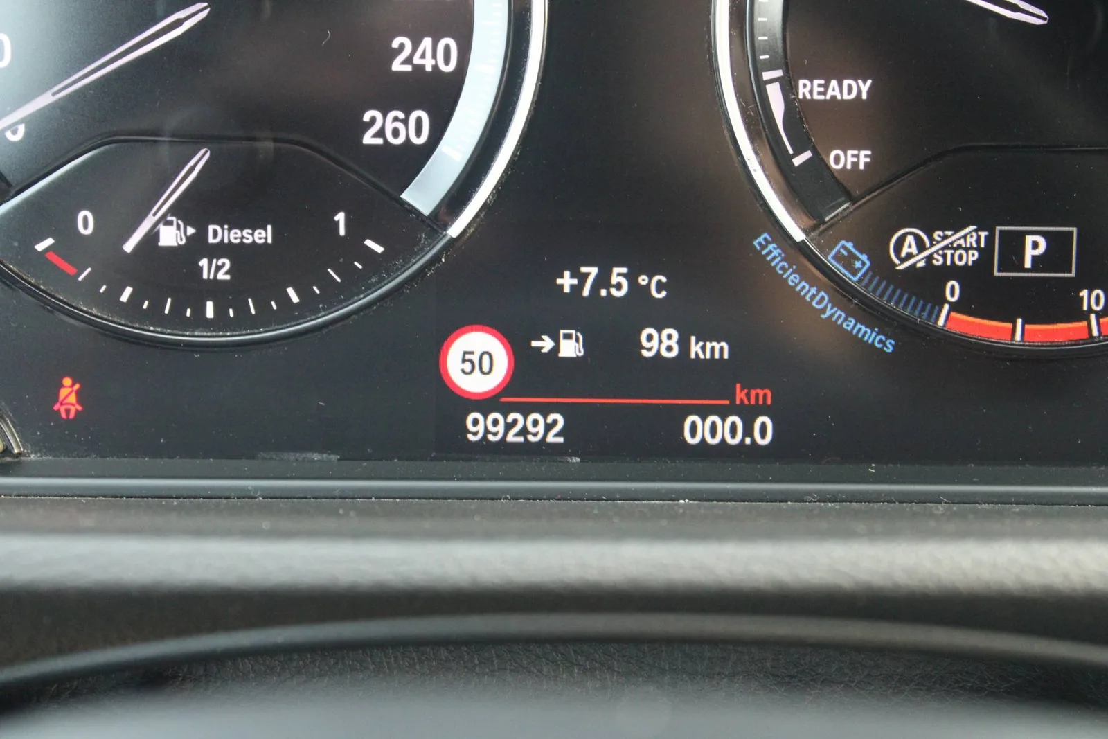 BMW X1 2021: fotografija 22