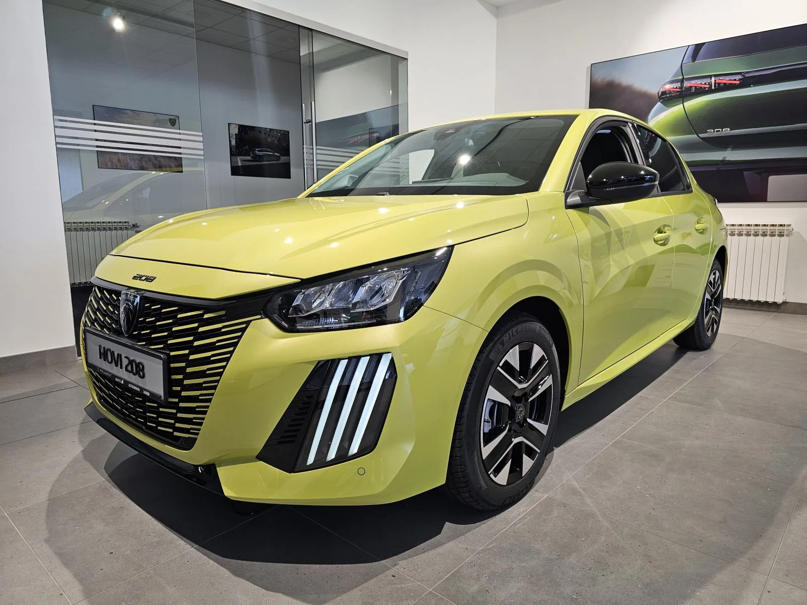 Peugeot 208