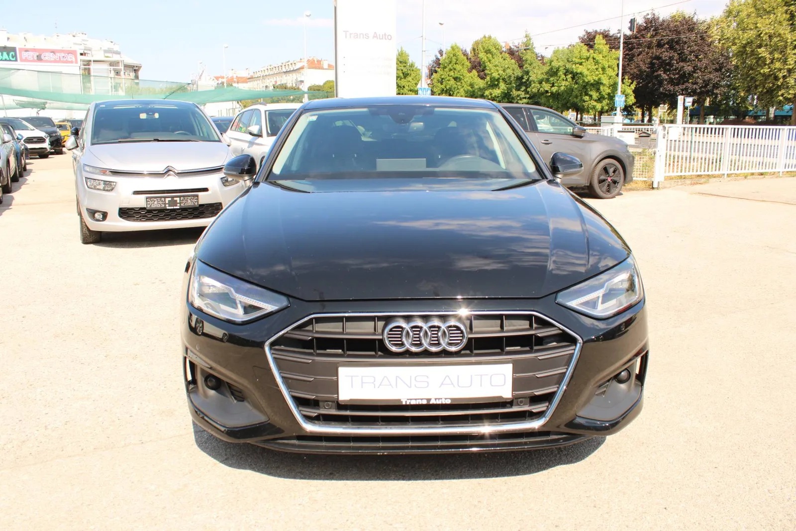 Audi A4 2022: fotografija 2