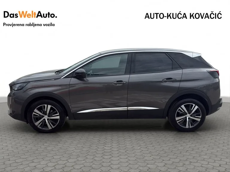 Peugeot 3008 2023: fotografija 2