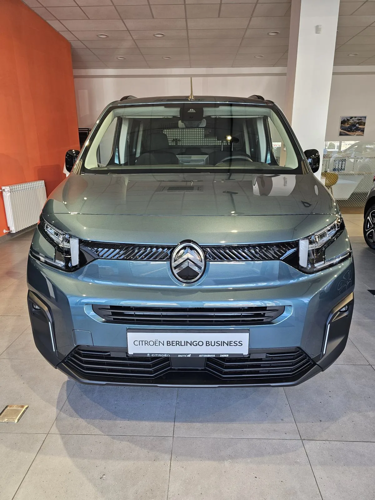 Citroen Berlingo 2025: fotografija 2