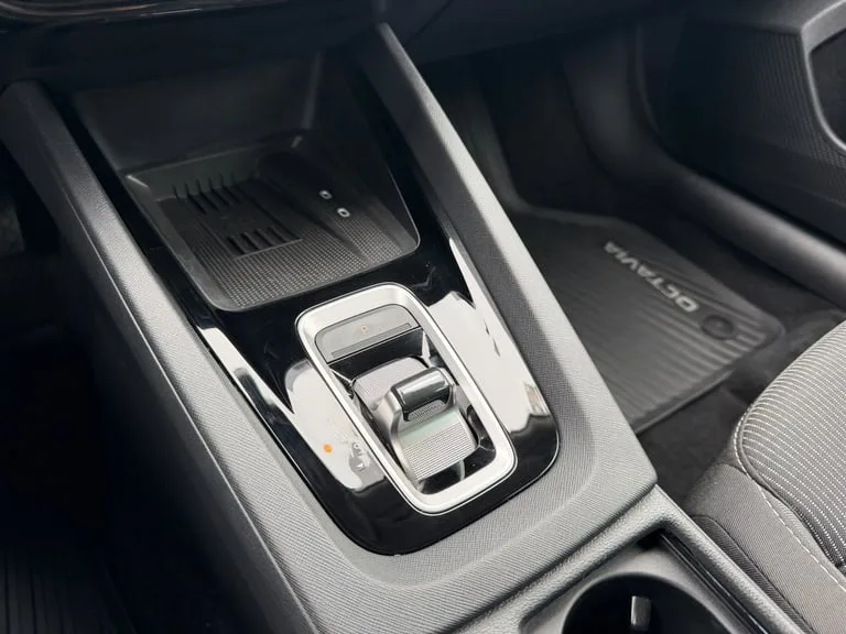 Škoda Octavia 2026: fotografija 13