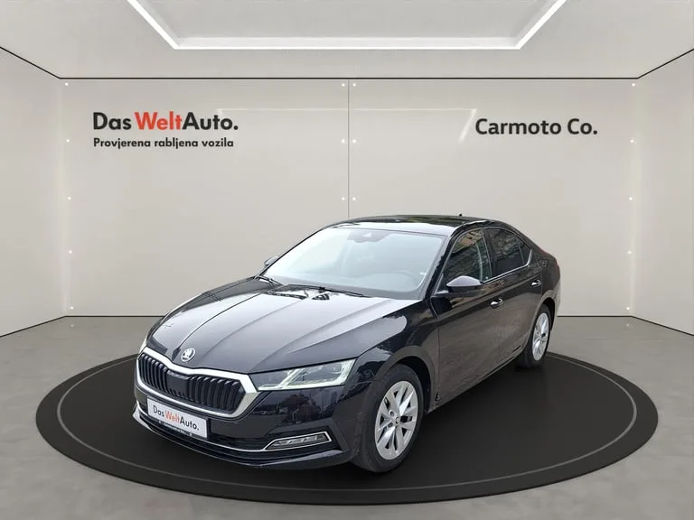 Škoda Octavia 2022: fotografija 1