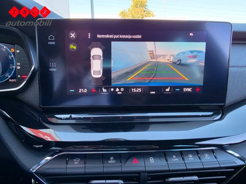 Škoda Octavia 2023 – fotografija 10