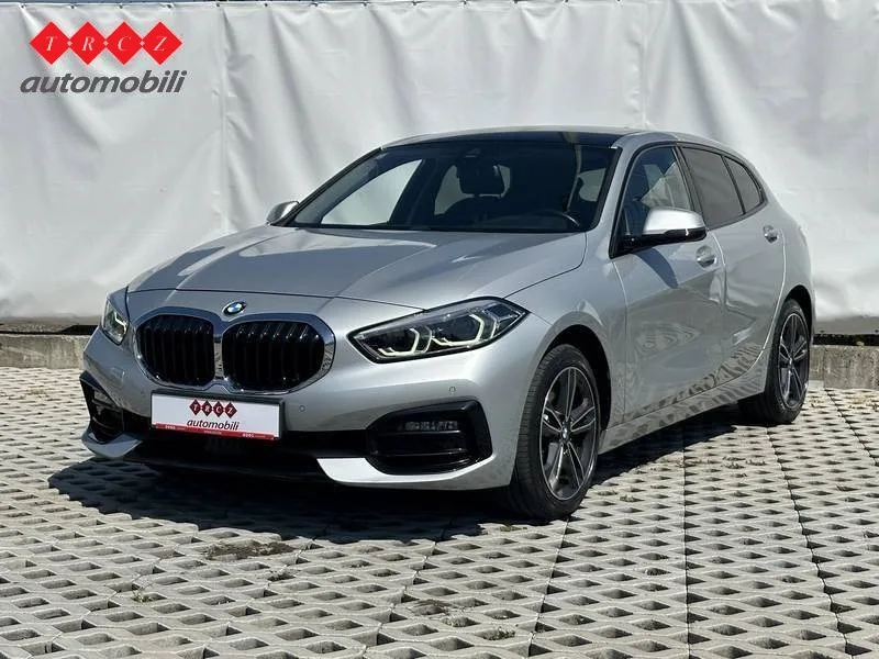 BMW Serija 1 2020 – fotografija 1