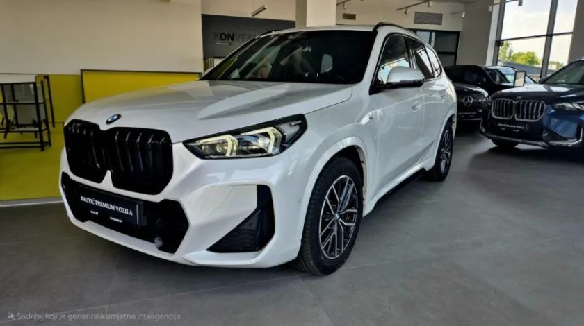 BMW X1 2023: fotografija 1