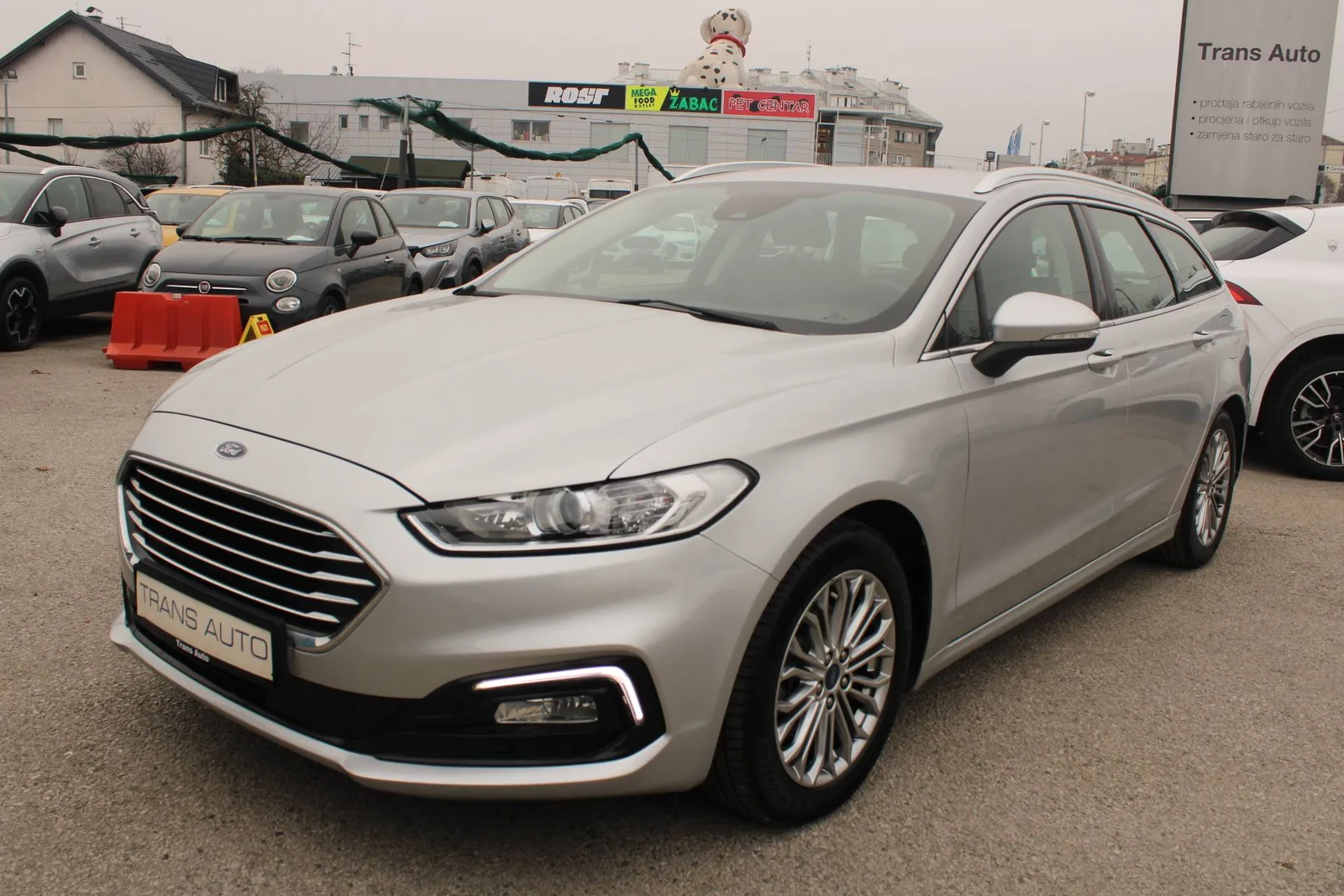 Ford Mondeo 2021: fotografija 1