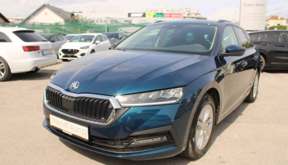 Škoda Octavia Combi 2021 – fotografija 1