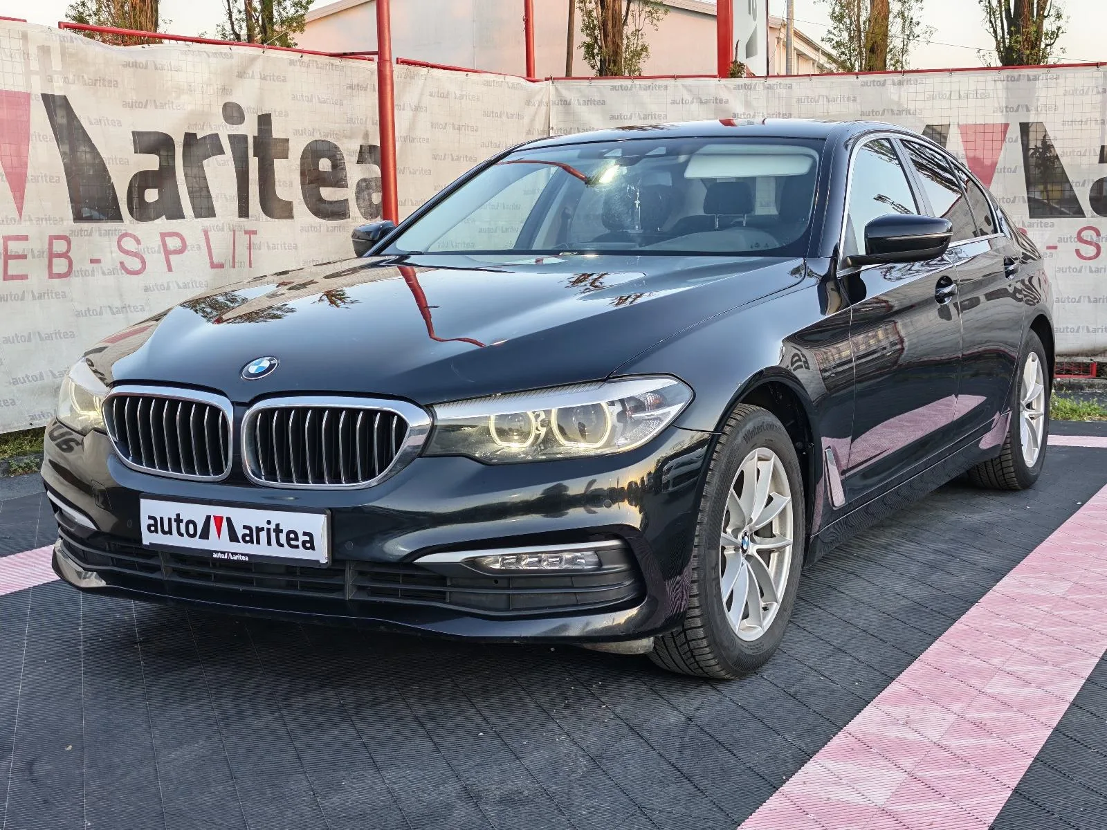 BMW Serija 5 2017 – fotografija 1