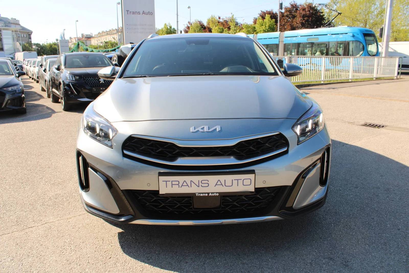 Kia Xcee'd 2023 – fotografija 2