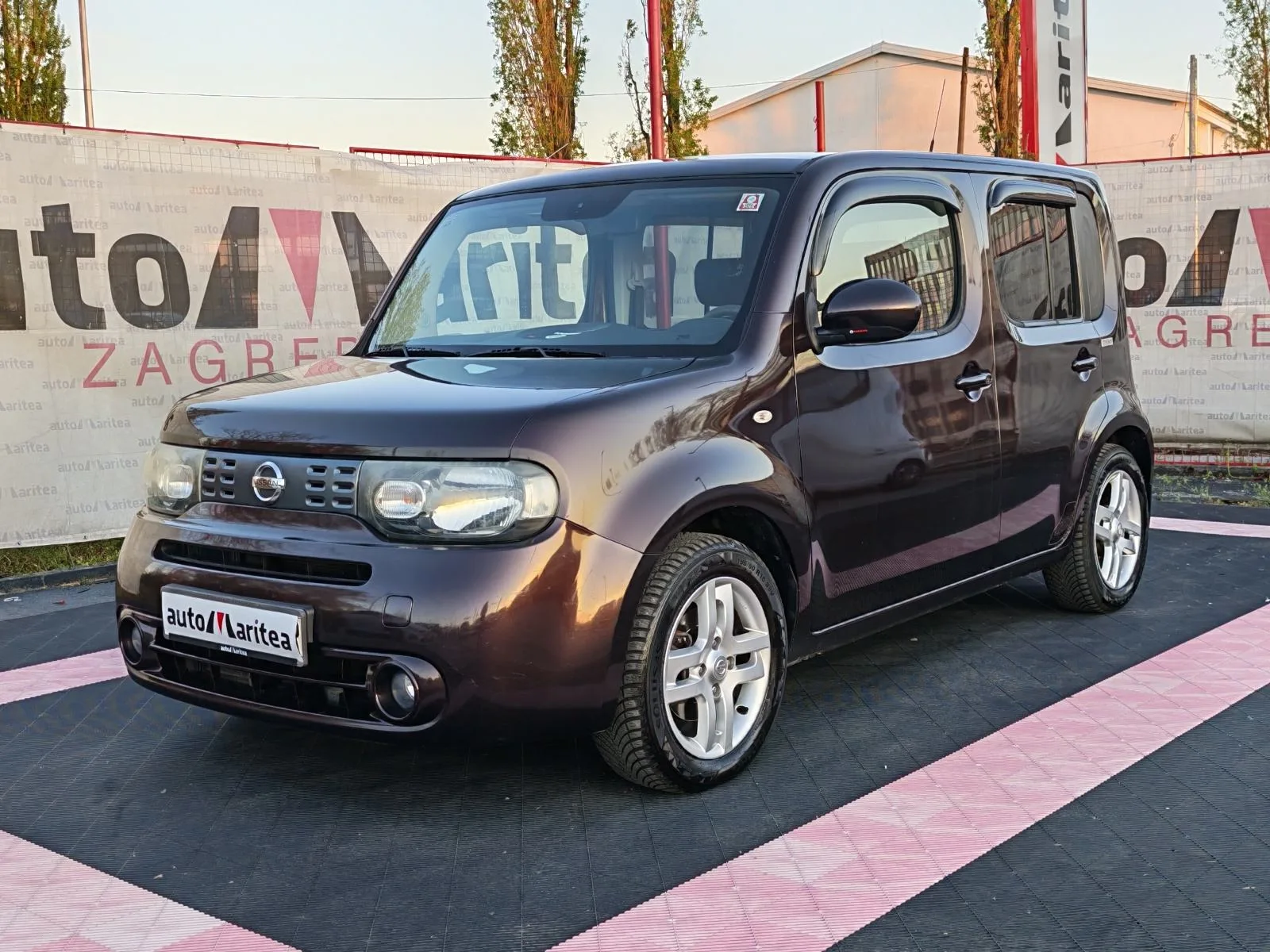 Nissan Cube 2010 – fotografija 1