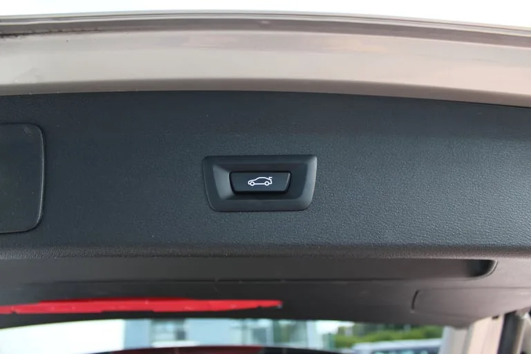 BMW X1 2022: fotografija 16