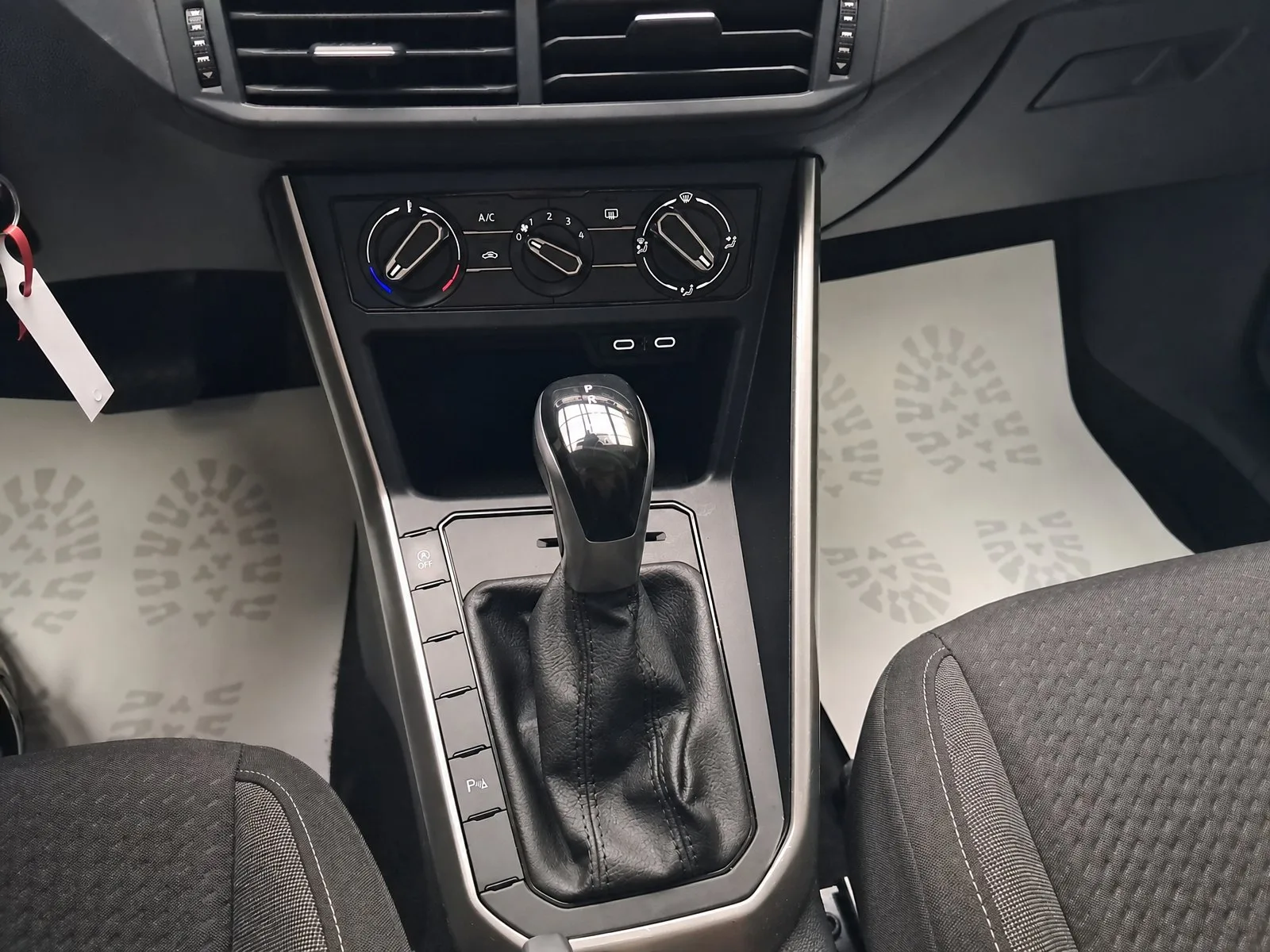 Volkswagen Taigo 2024 – fotografija 25