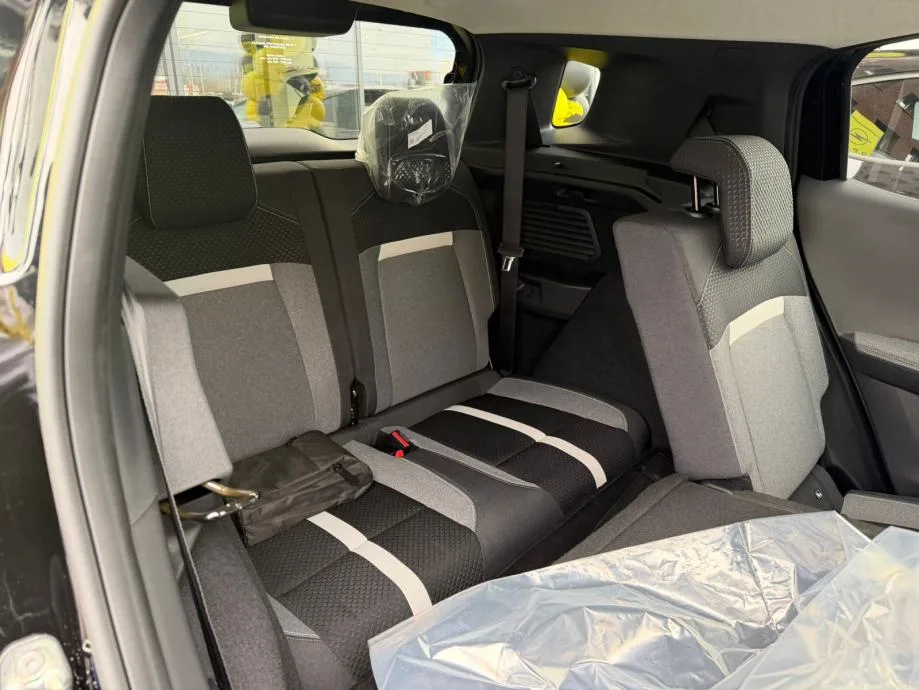 Opel Frontera 2026 – fotografija 17