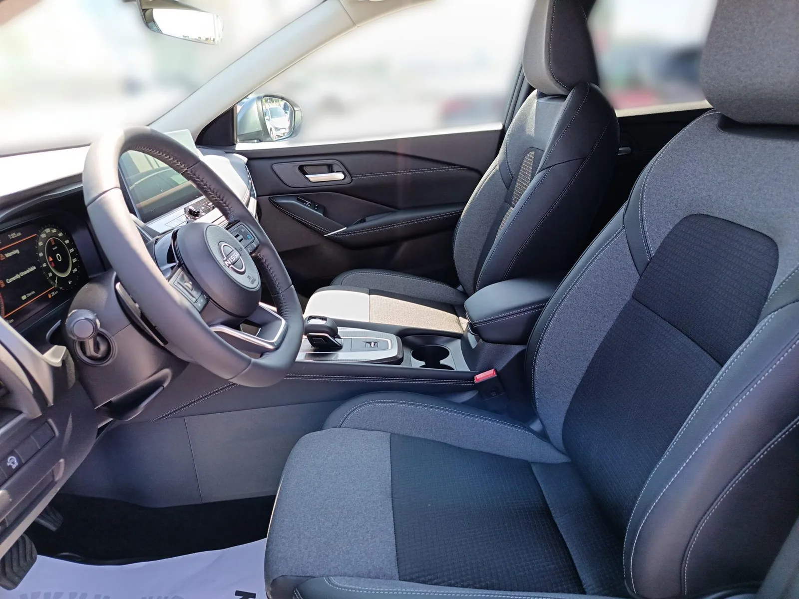 Nissan Qashqai 2025: fotografija 12