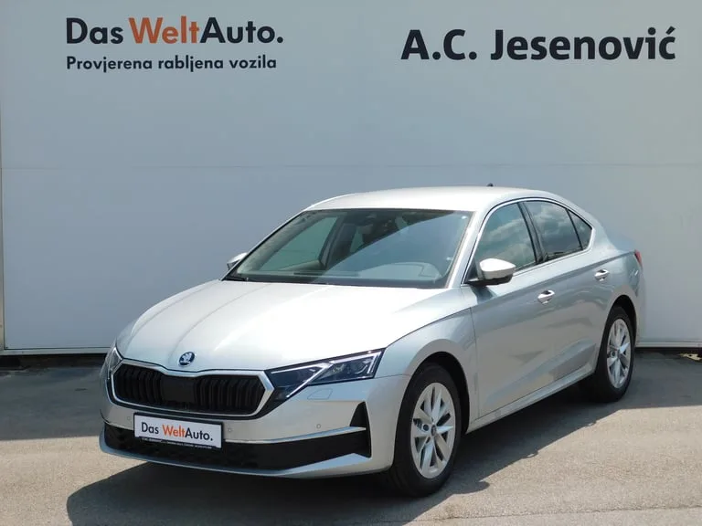 Škoda Octavia 2025: fotografija 1