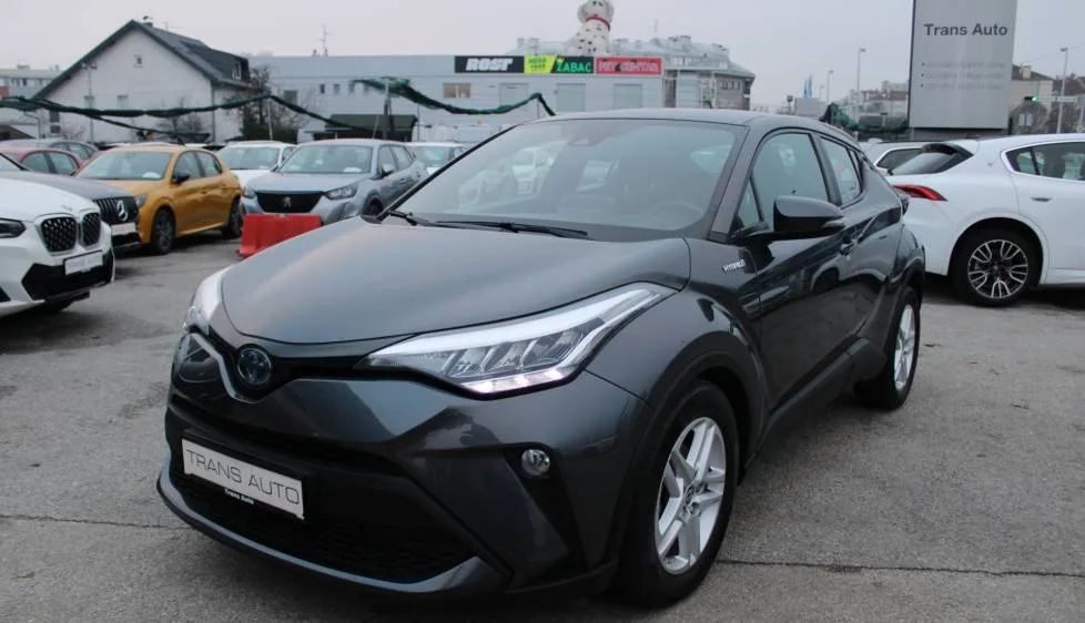 Toyota C-hr 2022: fotografija 1