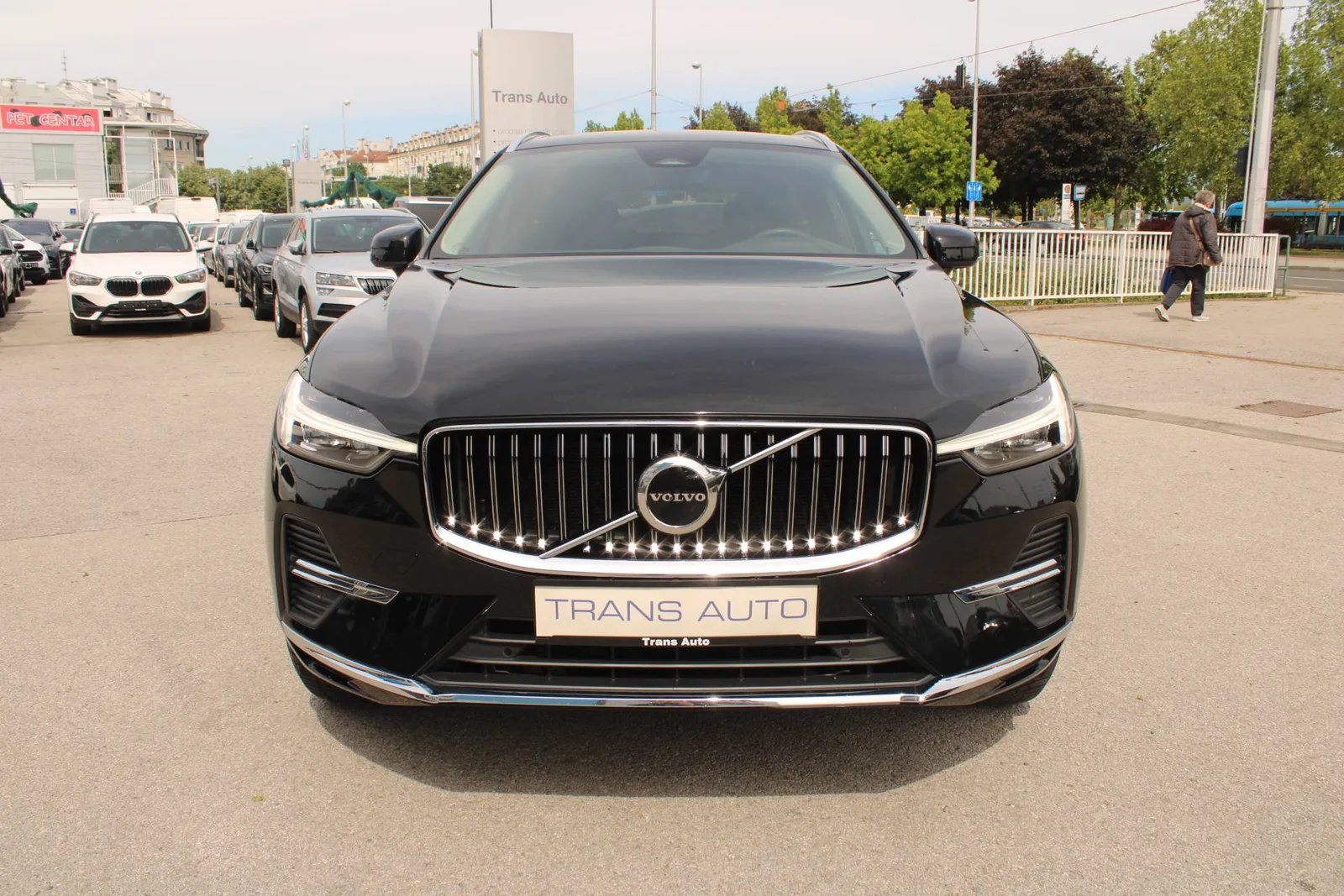 Volvo Xc60 2023 – fotografija 2