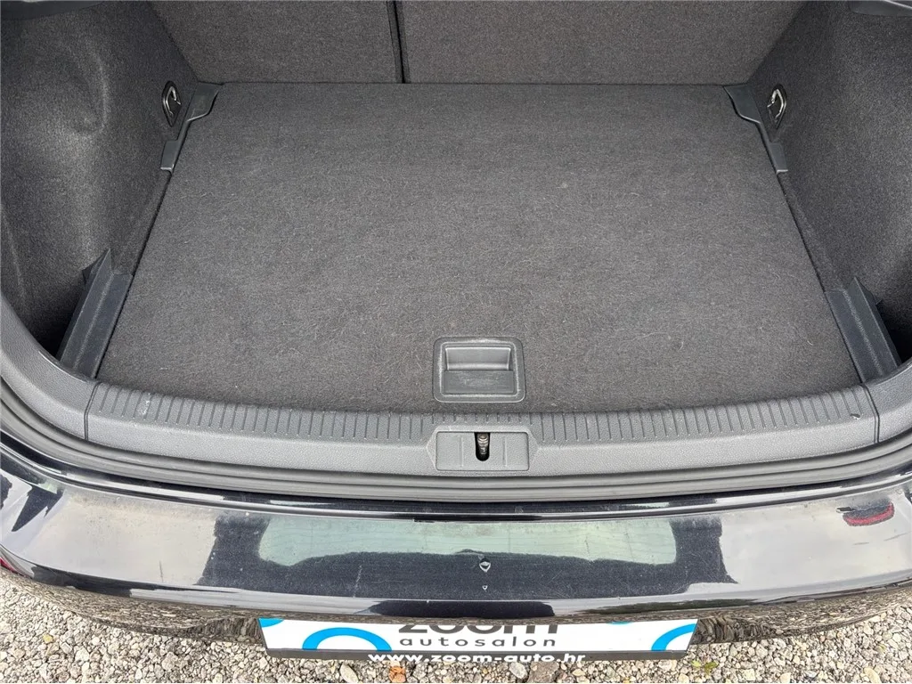 Volkswagen Golf1.6 2019 – fotografija 17