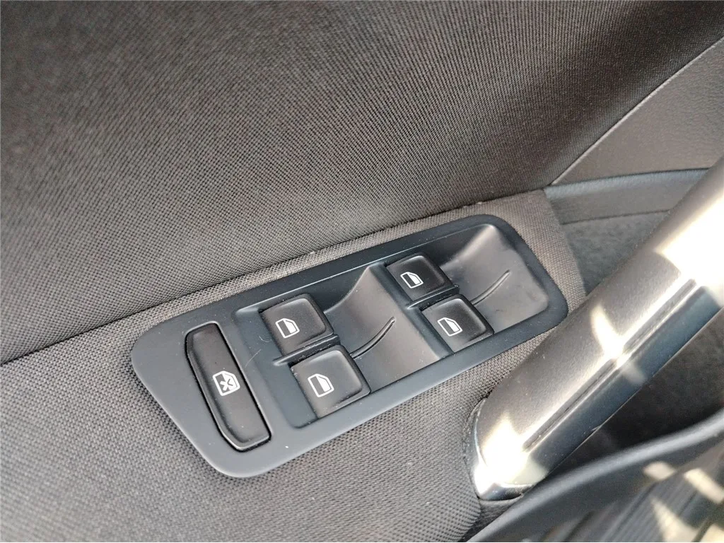 Volkswagen Golf2.0 2014 – fotografija 19
