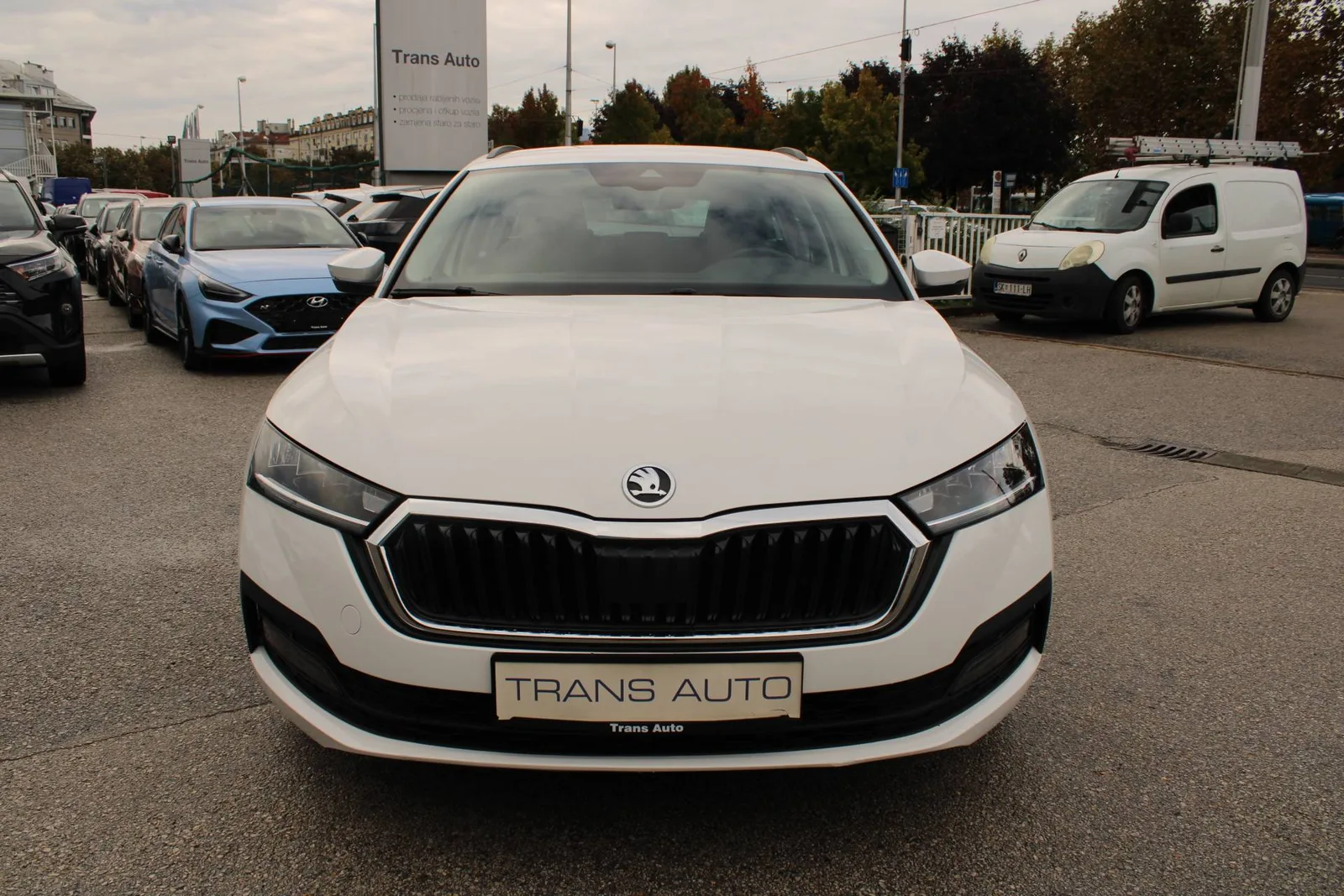 Škoda Octavia Combi 2023 – fotografija 2