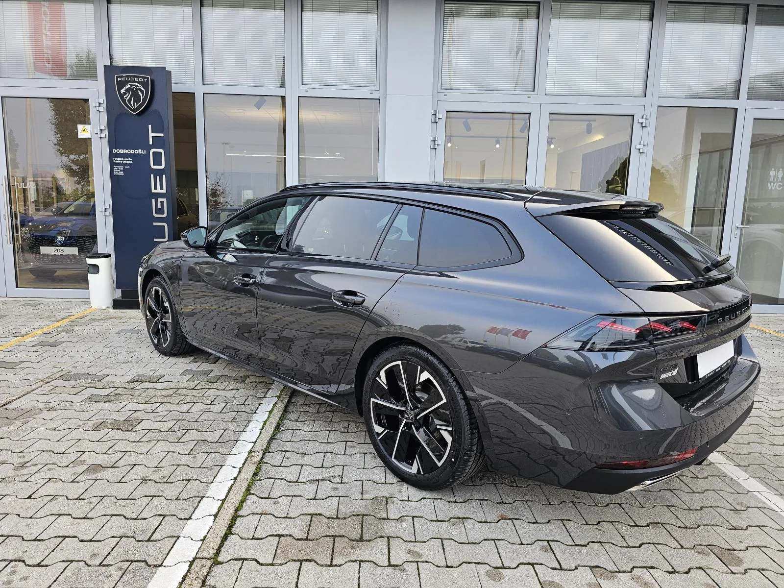 Peugeot 508 2024: fotografija 2