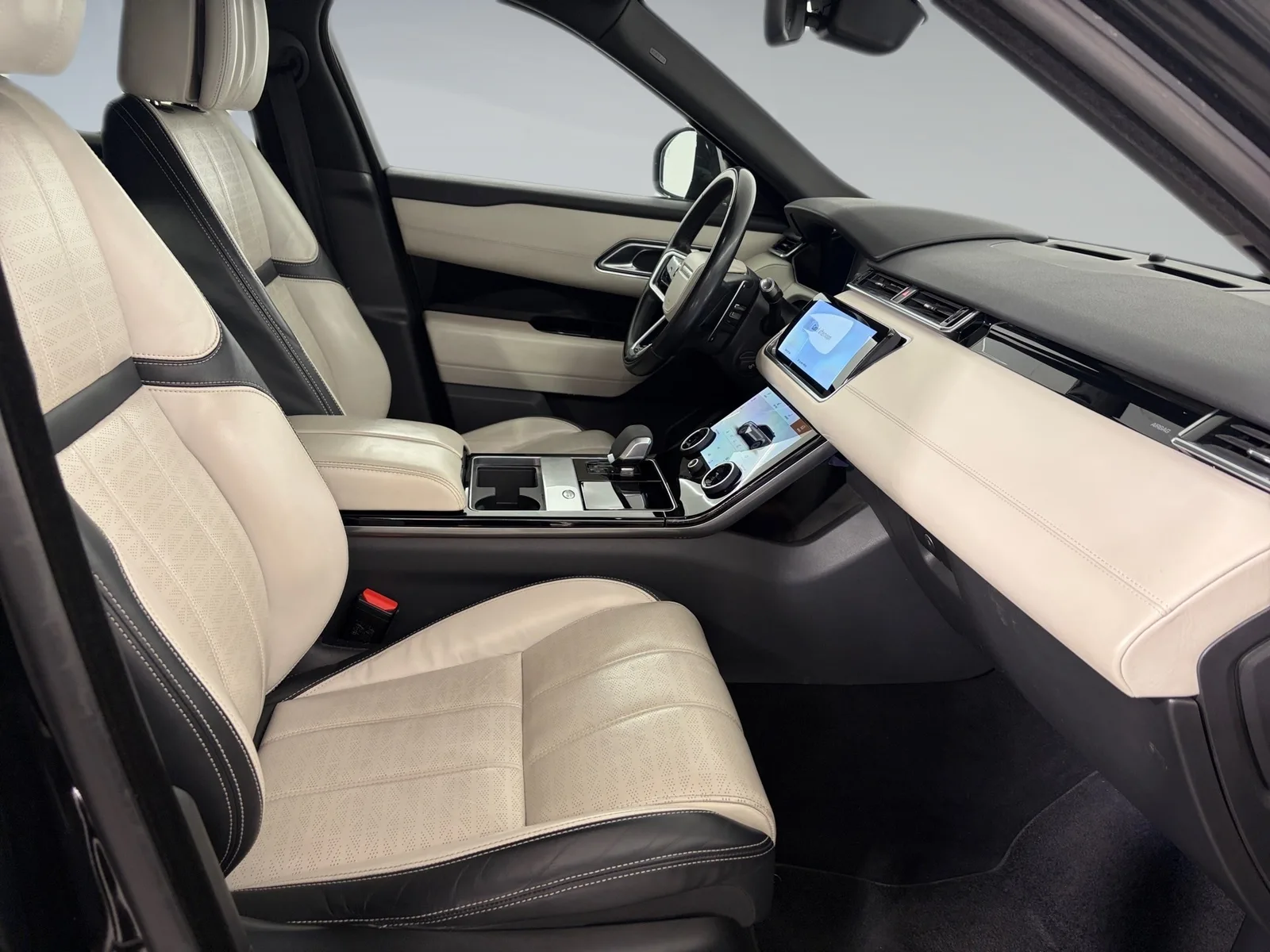 Land Rover Range Rover Velar 2022 – fotografija 10