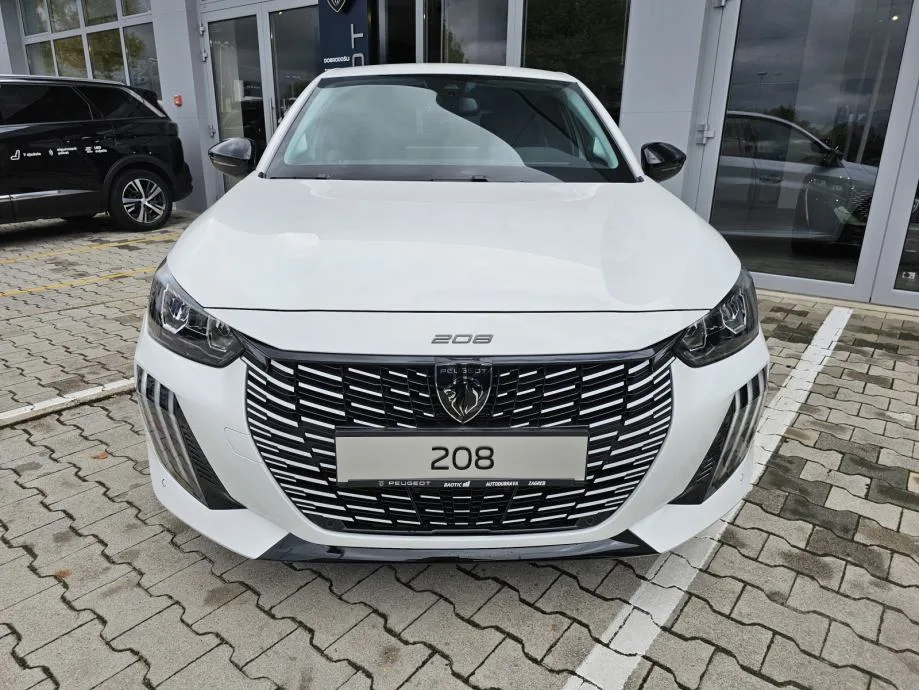 Peugeot 208 2024: fotografija 2