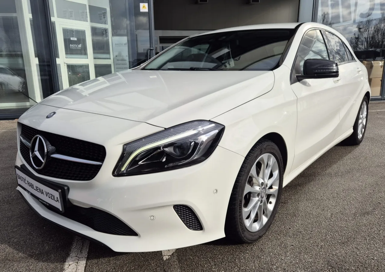 Mercedes-Benz A-Klasa 2017: fotografija 2